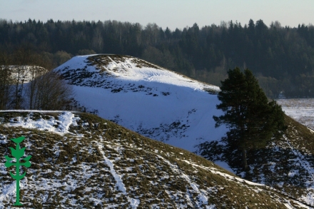 Kernavės piliakalniai žiemą